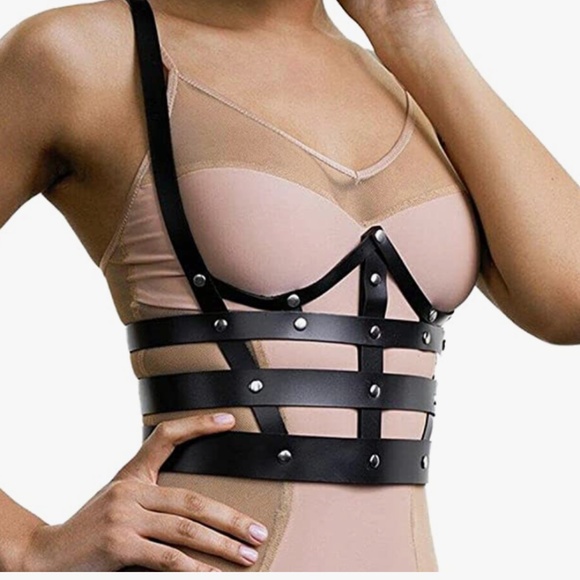 Women Leather Chest Harness Black Punk Body Chest Harness, Adjustable Buckle Wai main image 5